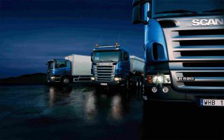 https://www.desitransport.com.au/wp-content/uploads/2015/09/Three-trucks-on-blue-background-320x200.jpg